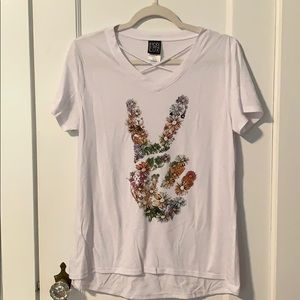 Modern lux flower peace sign tshirt